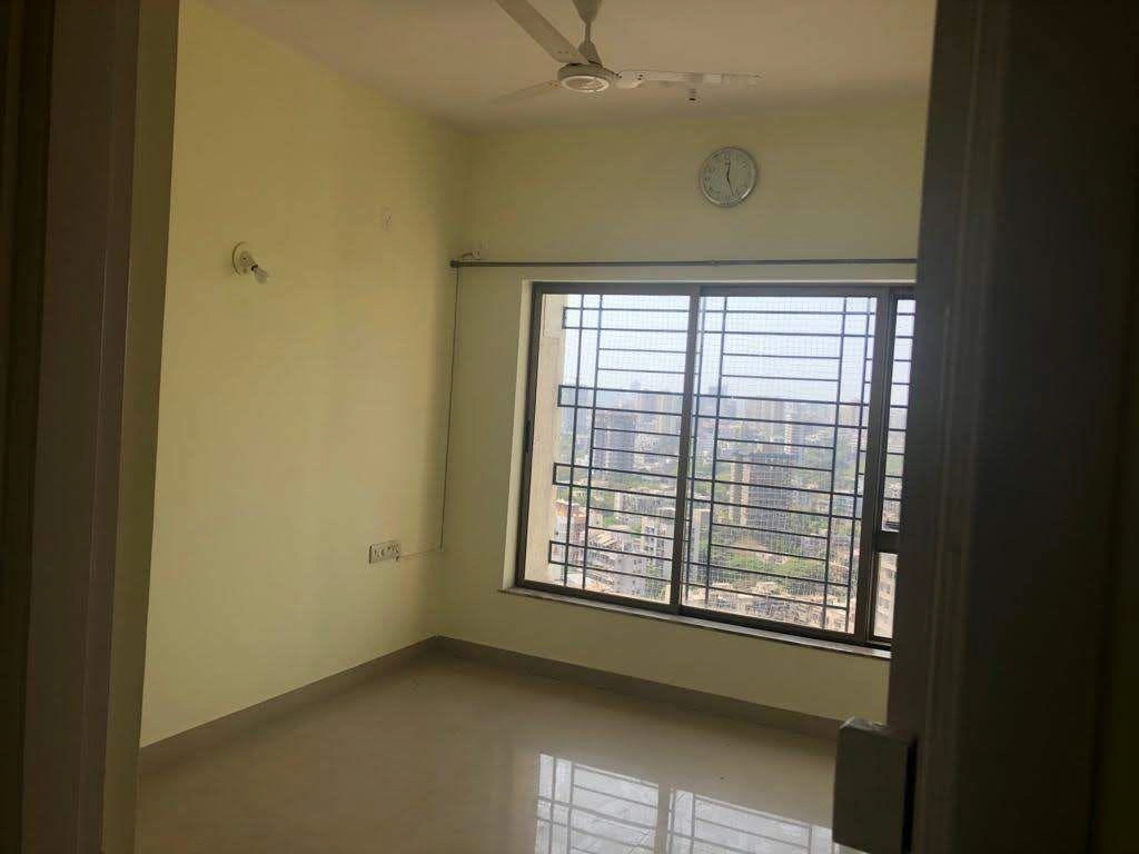 2 BHK Flat for Rent in Malad East
